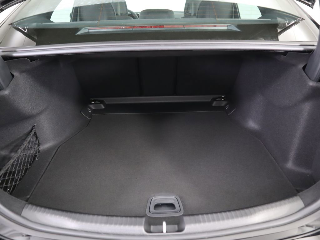 New 2025 Mercedes-Benz C 300 4MATIC Sedan image 29