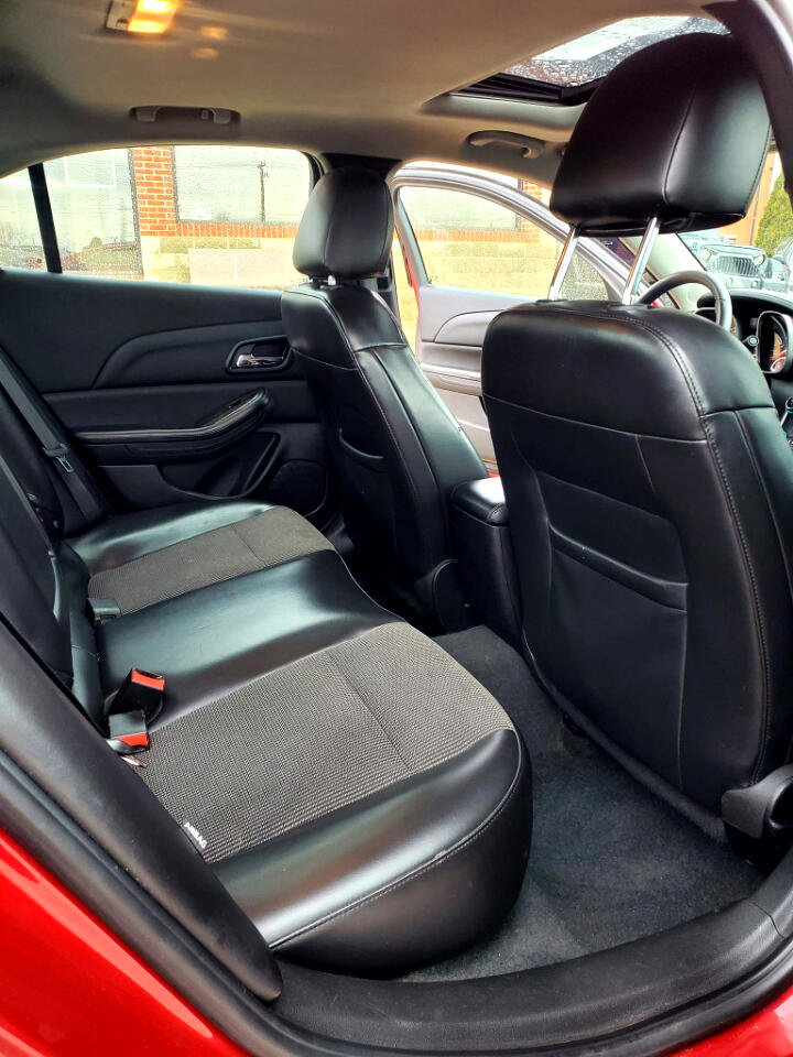 Used 2014 Chevrolet Malibu LT image 16