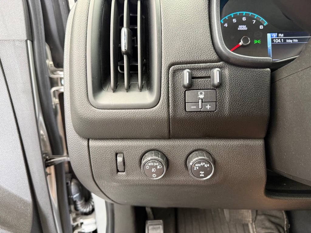 Used 2018 Chevrolet Colorado LT AWD/4WD image 41