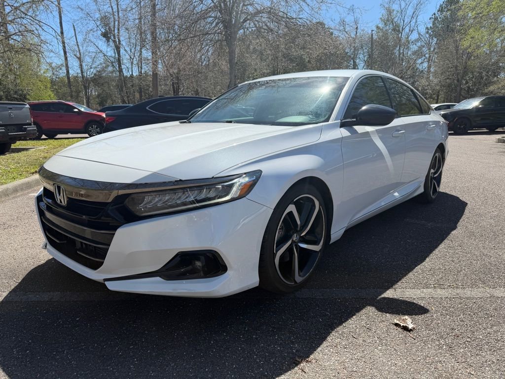 Used 2022 Honda Accord Sport image 2