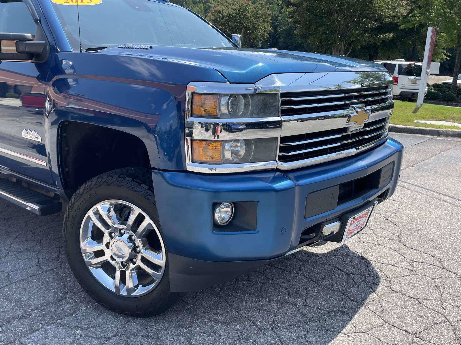 Used 2015 Chevrolet Silverado 2500 High Country w/ Duramax Plus Package AWD/4WD image 26