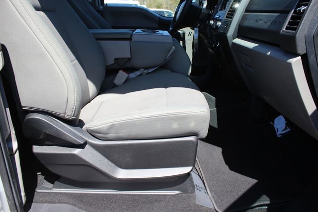 Used 2019 Ford F250 XL w/ STX Appearance Package AWD/4WD image 28