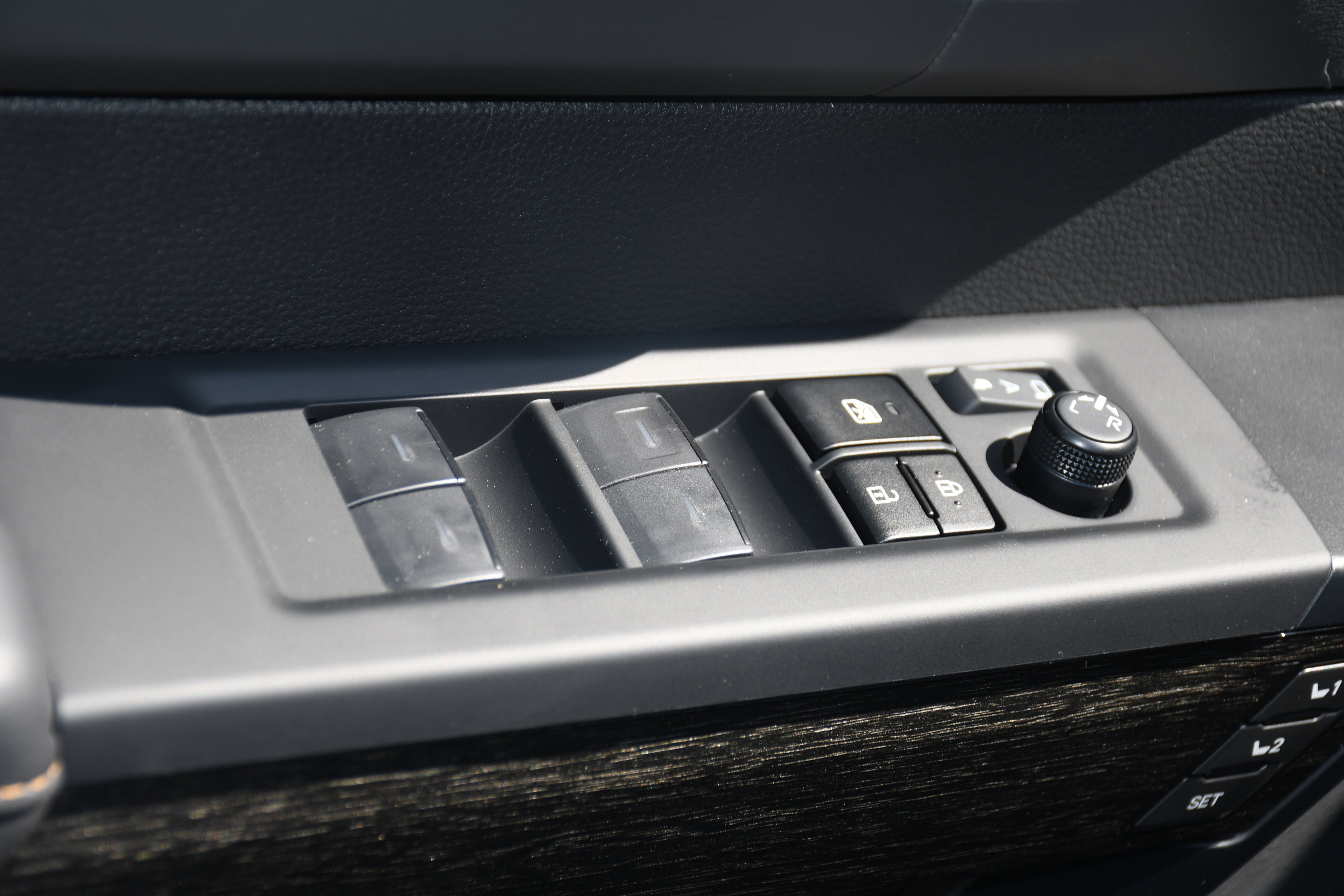 New 2026 Toyota Tundra Capstone AWD/4WD image 6