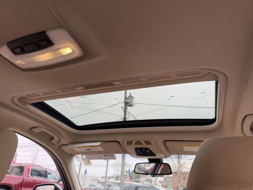 Used 2014 BMW 320i xDrive Sedan AWD/4WD image 18