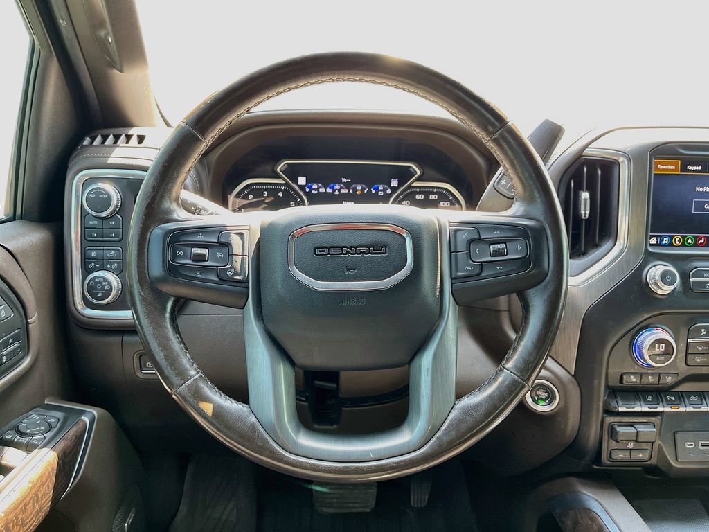 Used 2022 GMC Sierra 2500 Denali AWD/4WD image 11