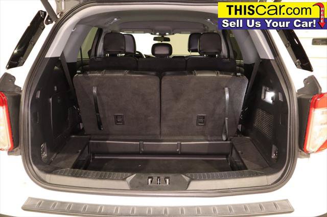 Used 2023 Ford Explorer XLT w/ Equipment Group 202A RWD image 30