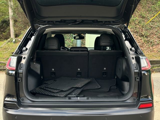 Used 2019 Jeep Cherokee Limited image 38