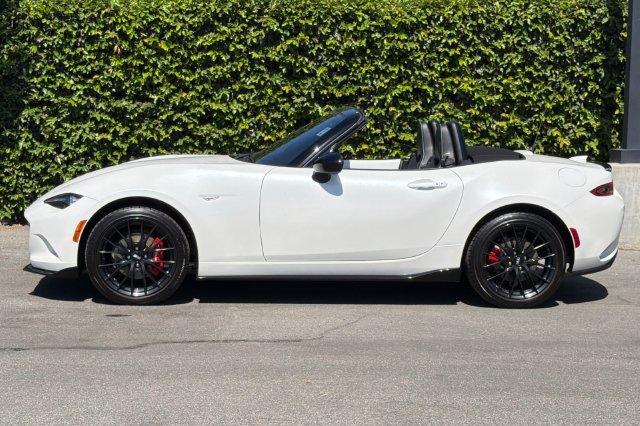 Used 2023 MAZDA MX-5 Miata Club w/ Brembo/BBS Recaro Package RWD image 7