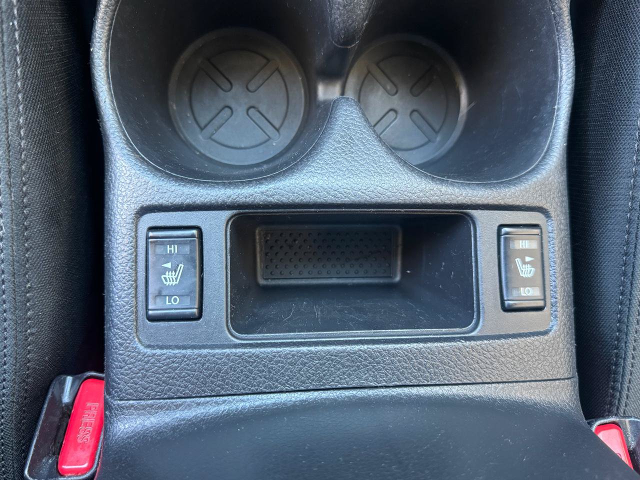 Used 2020 Nissan Rogue SV FWD image 22