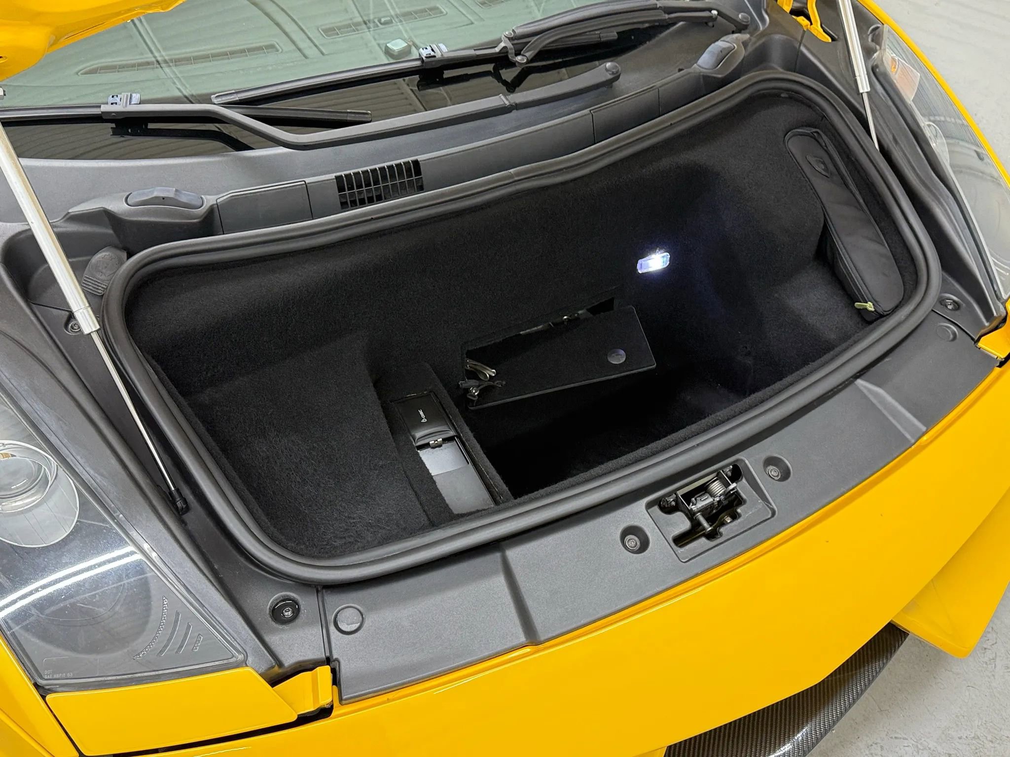 Used 2006 Lamborghini Gallardo AWD/4WD image 40