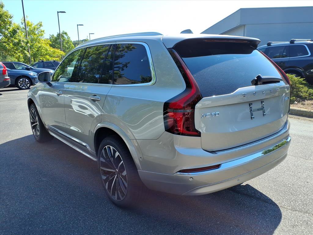 New 2026 Volvo XC90 B5 Plus w/ Protection Package Premier AWD/4WD image 7