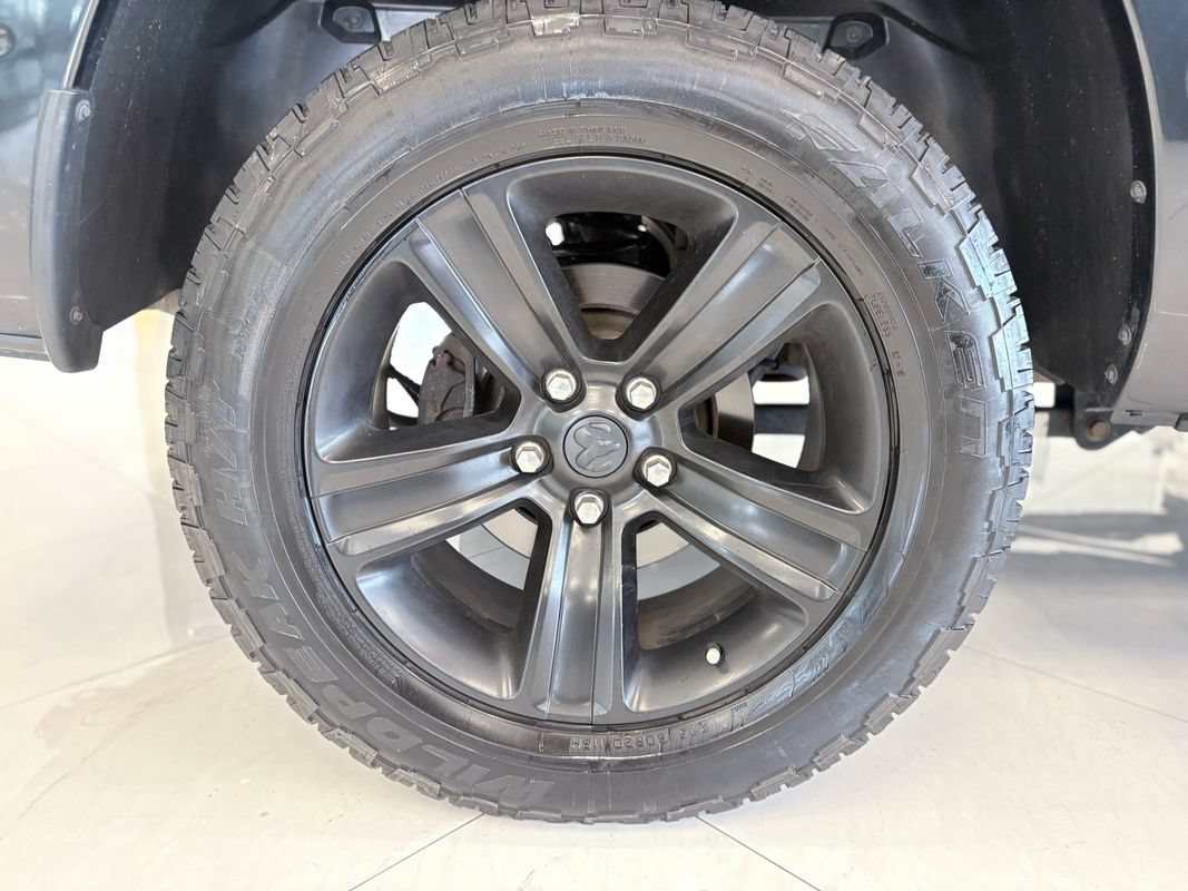 Used 2017 RAM 1500 Sport w/ Black Ram 1500 Sport Group AWD/4WD image 38