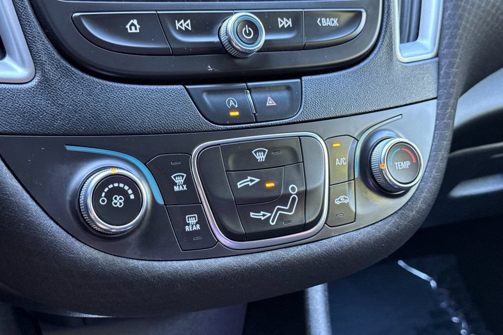 Used 2021 Chevrolet Malibu RS FWD image 19