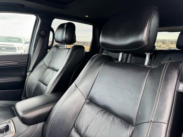 Used 2016 Jeep Grand Cherokee Limited image 13