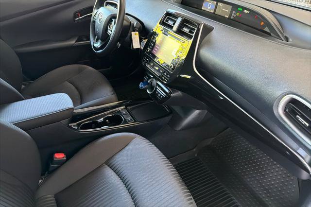 Certified 2021 Toyota Prius Prime LE FWD image 16