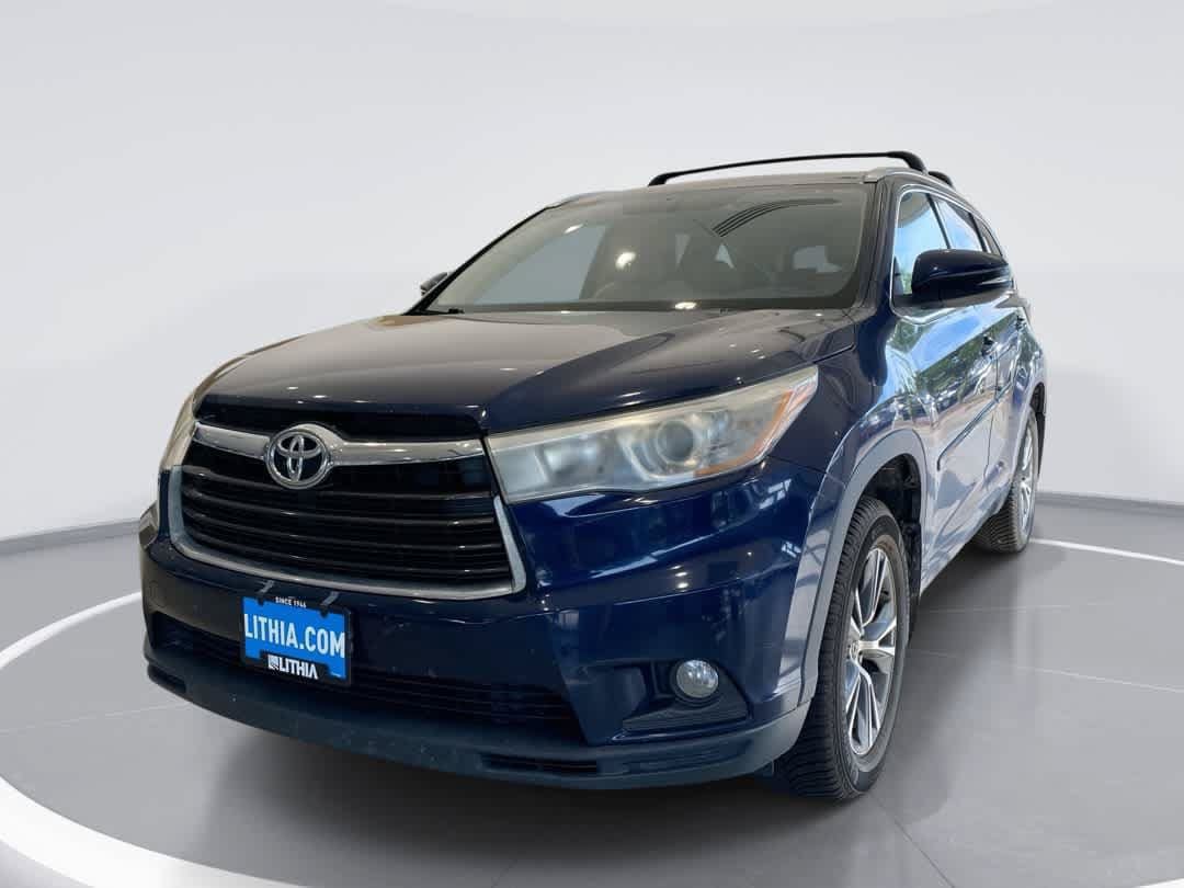 Used 2016 Toyota Highlander XLE w/ Protection Package #3 AWD/4WD video 1