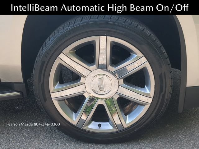 Used 2020 Cadillac Escalade Luxury AWD/4WD image 11