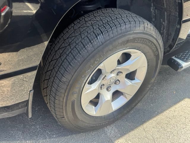 Used 2024 RAM 1500 Big Horn AWD/4WD image 8