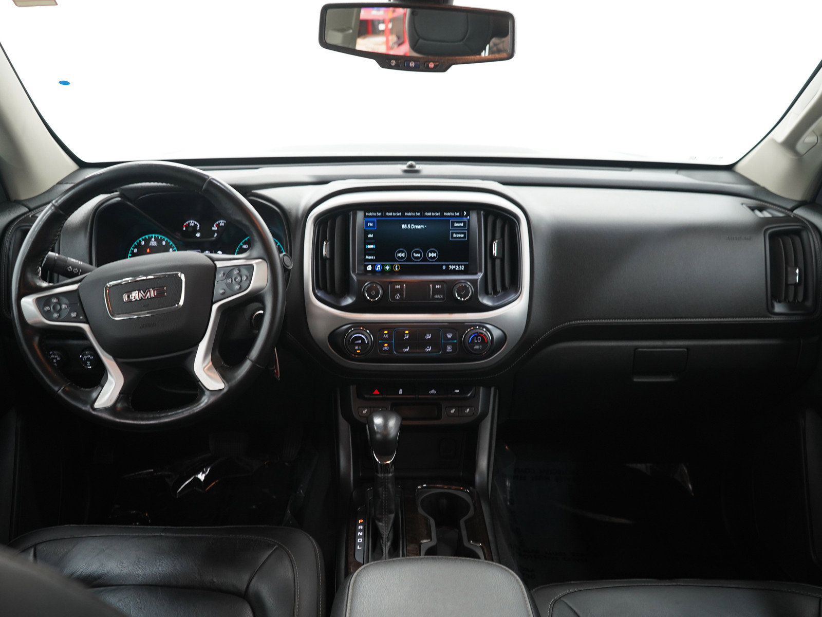 Used 2022 GMC Canyon Elevation w/ Elevation Premium Package AWD/4WD image 16