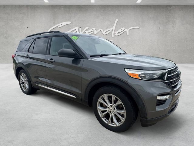 Used 2020 Ford Explorer XLT w/ Equipment Group 202A RWD image 2