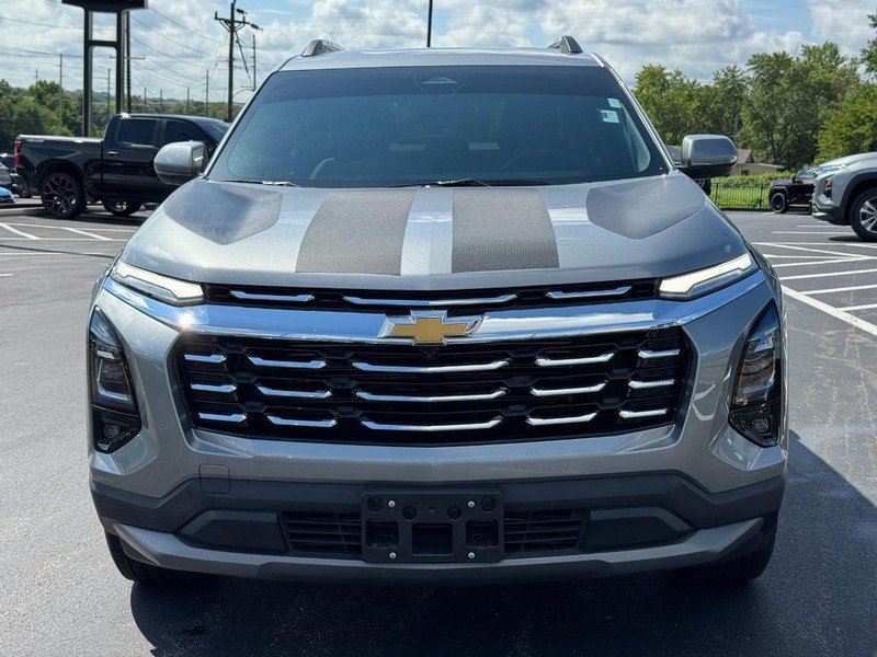 Used 2025 Chevrolet Equinox LT w/ Convenience Package II FWD image 9