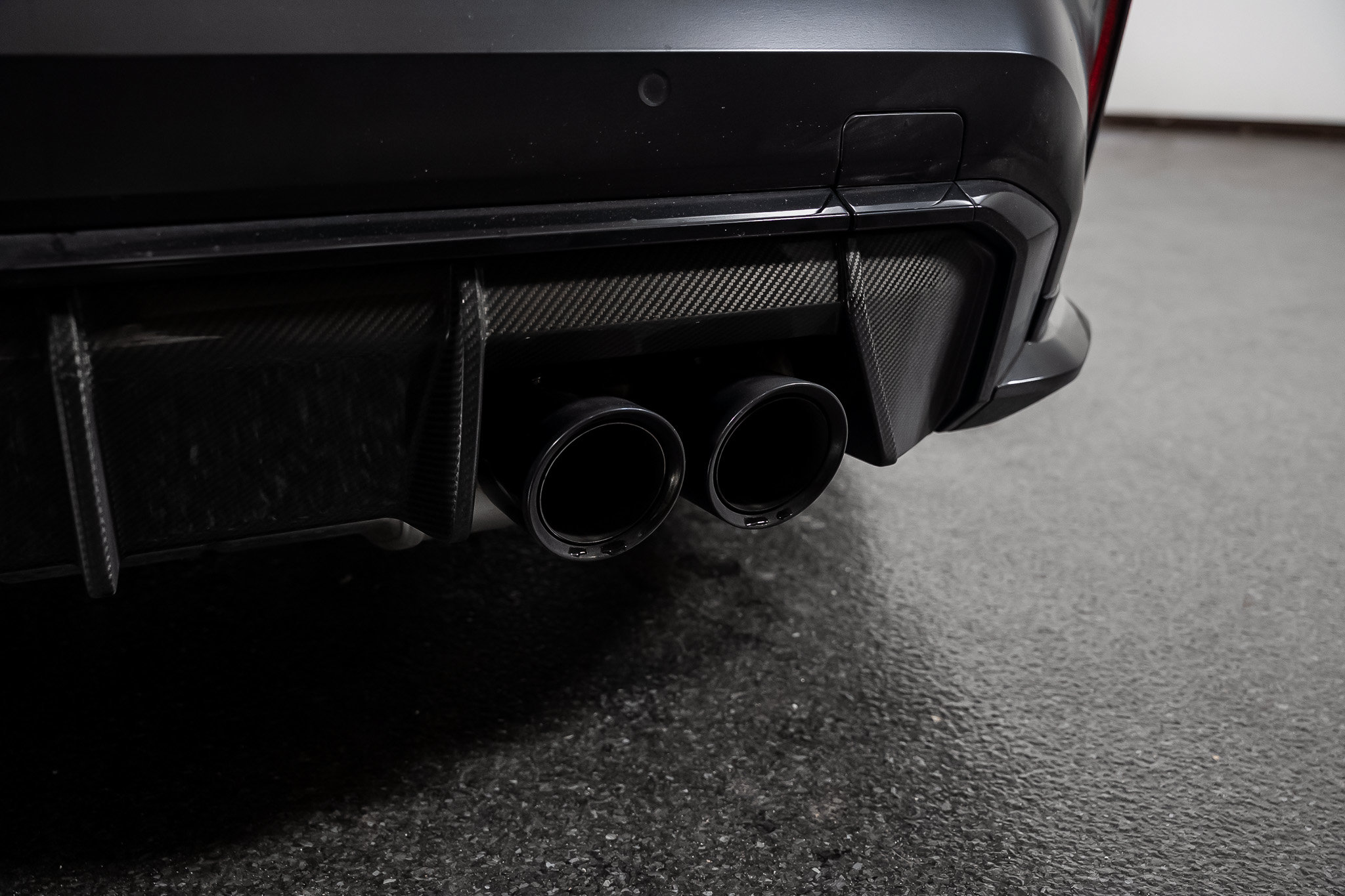 Used 2024 BMW M4 Competition w/ M Carbon Exterior Package RWD image 29