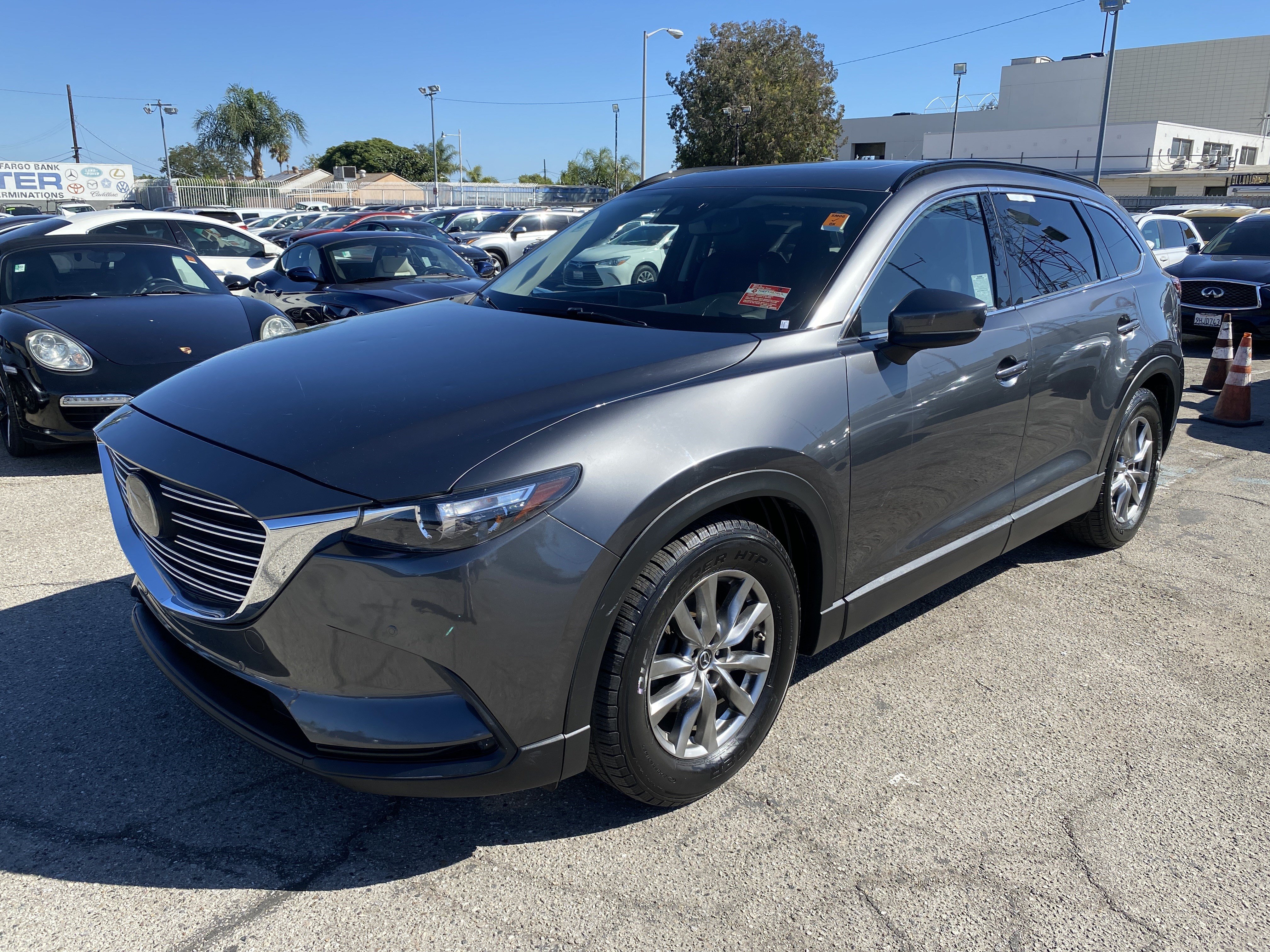 Used 2018 MAZDA CX-9 Touring w/ Touring Premium Package AWD/4WD image 2