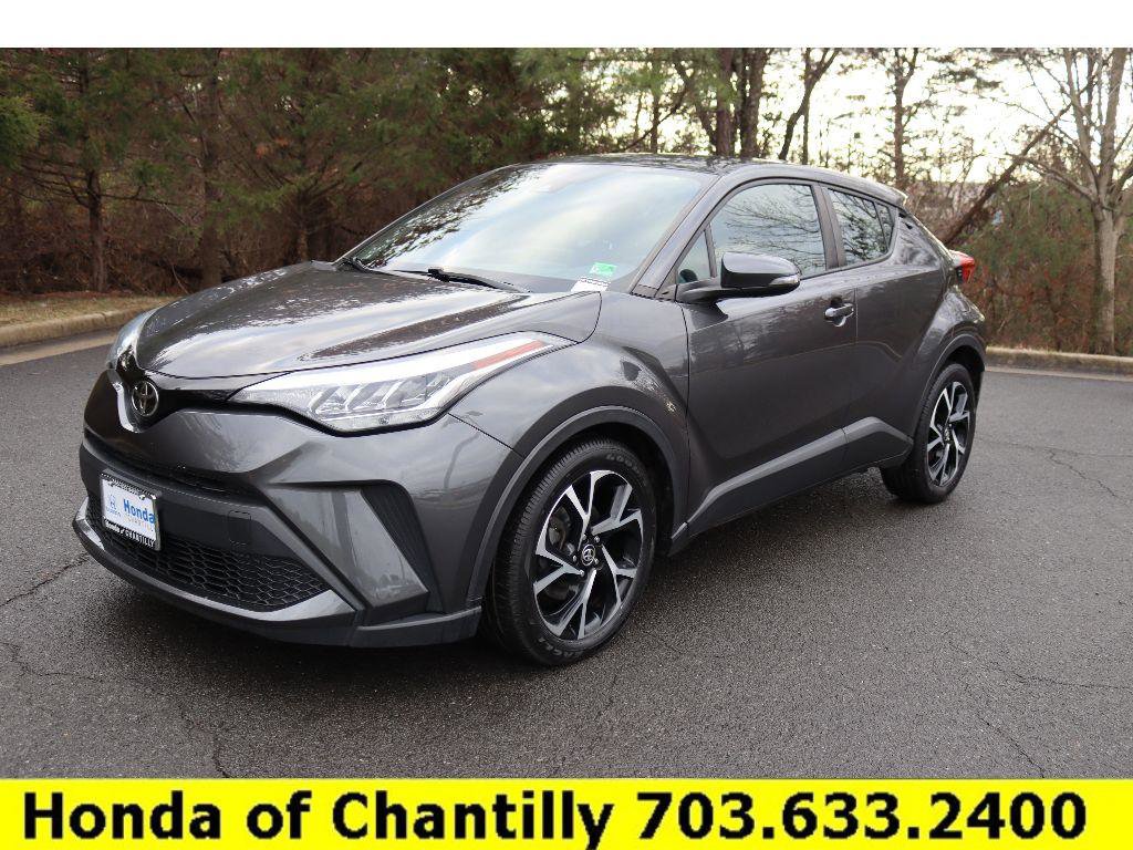 Used 2021 Toyota C-HR XLE image 3