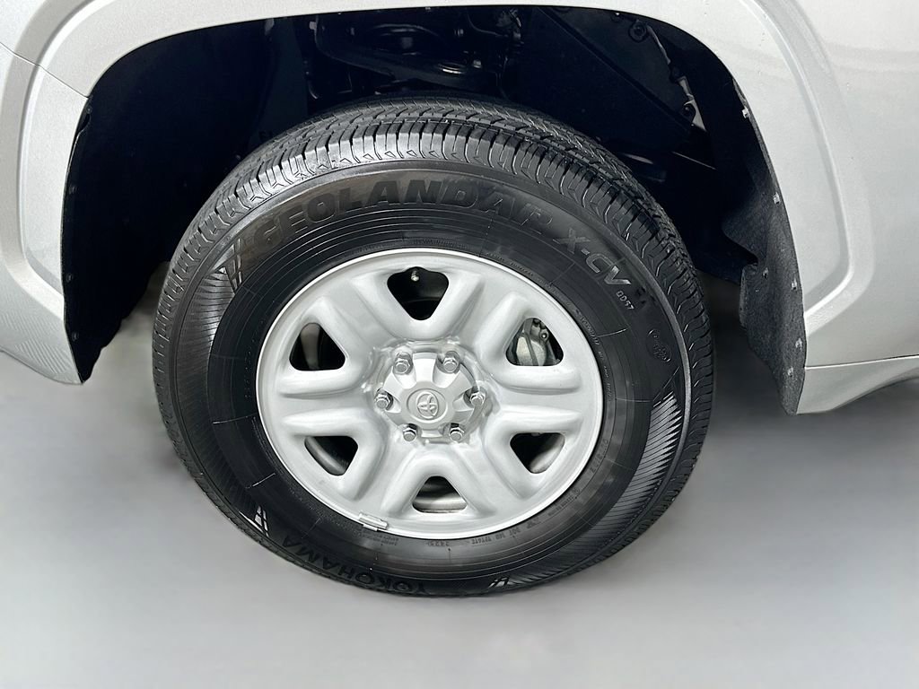 Certified 2026 Toyota Tundra SR image 31