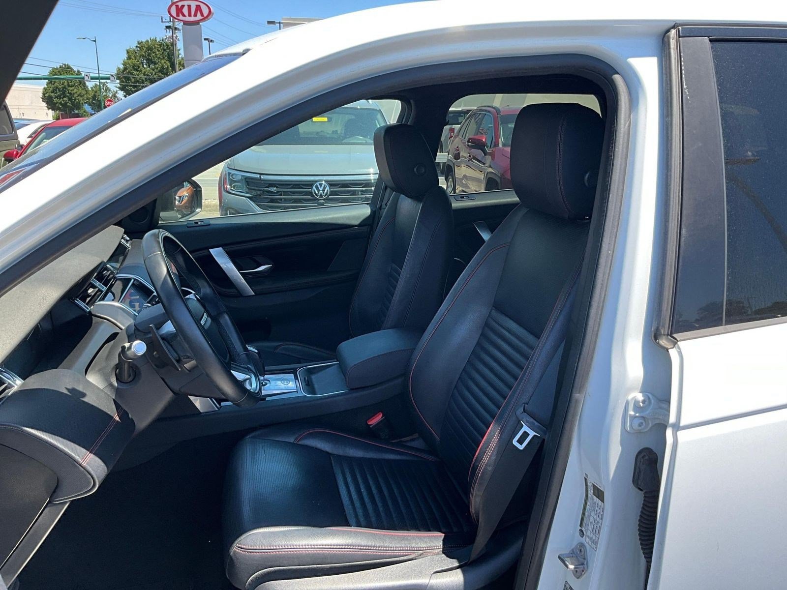 Used 2020 Land Rover Discovery Sport S R-Dynamic AWD/4WD image 19