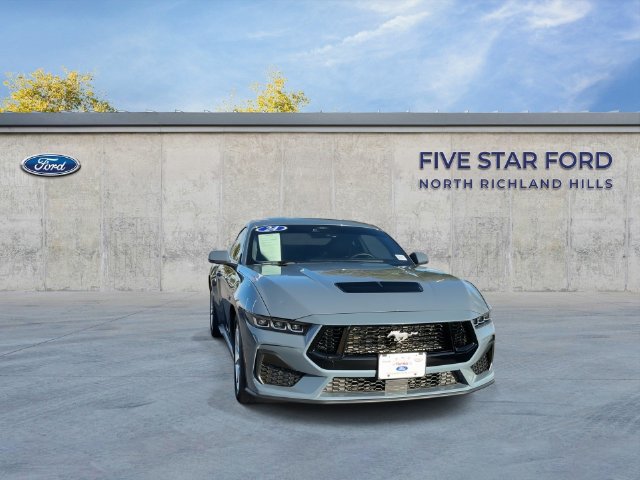 Used 2024 Ford Mustang GT Premium RWD image 3