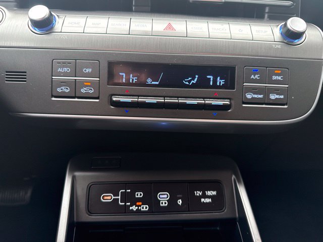 Certified 2024 Hyundai Kona SEL w/ Convenience Package AWD/4WD image 19