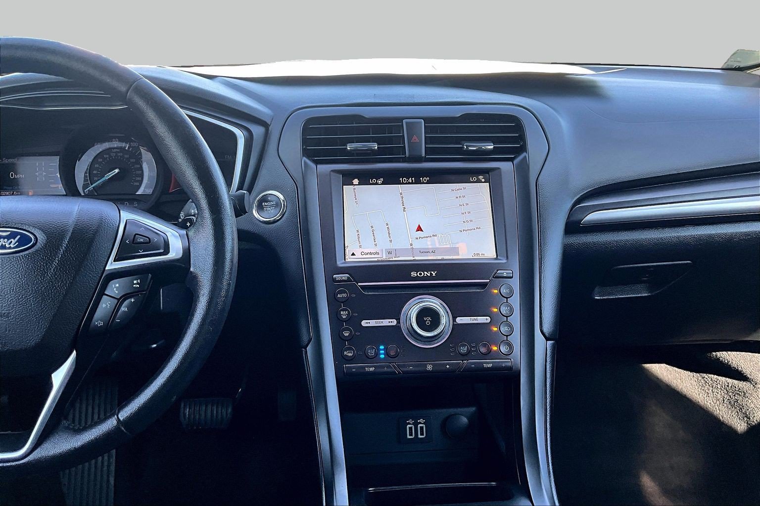 Used 2019 Ford Fusion Titanium AWD/4WD image 4