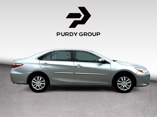 Used 2017 Toyota Camry LE image 8