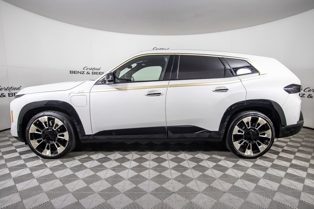 Used 2023 BMW XM AWD/4WD image 8