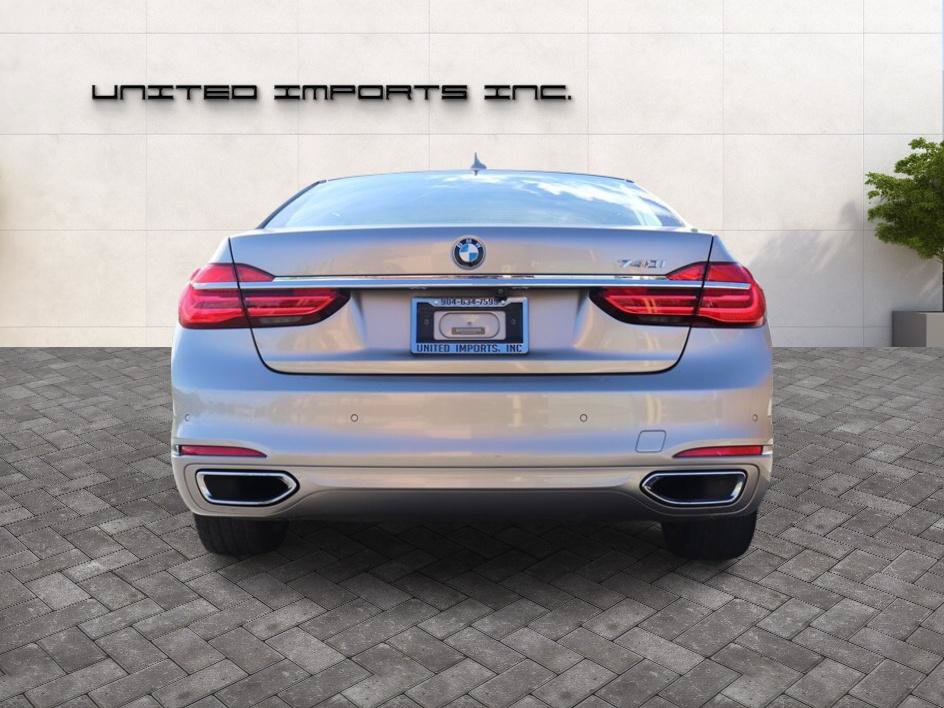 Used 2016 BMW 740i RWD image 6