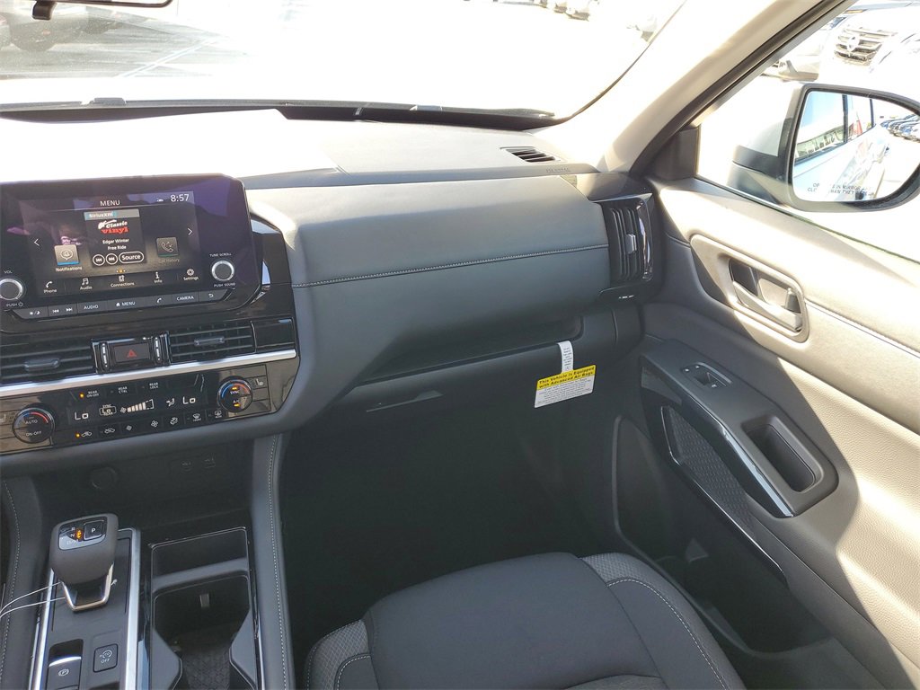 New 2025 Nissan Pathfinder SV w/ Cargo Package image 10