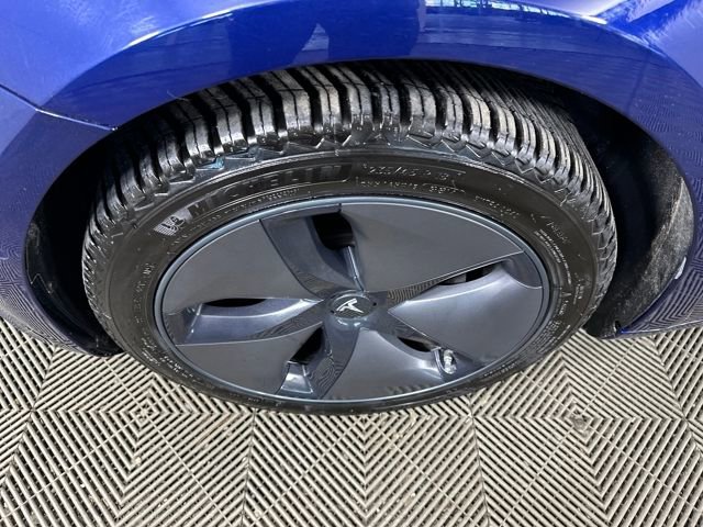 Used 2018 Tesla Model 3 Long Range image 10