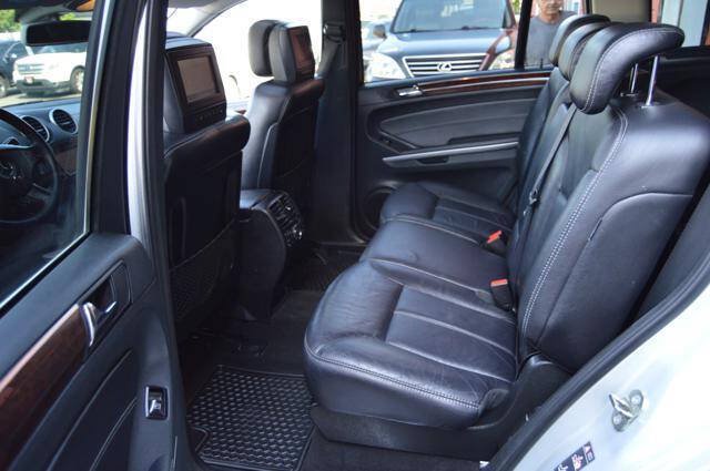 Used 2008 Mercedes-Benz GL 550 4MATIC image 48