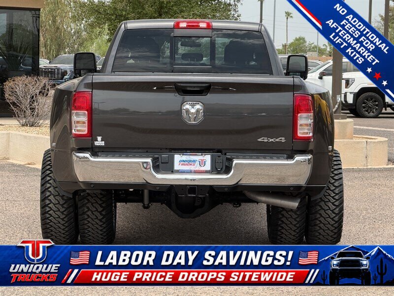 Used 2024 RAM 3500 Tradesman w/ Chrome Appearance Group AWD/4WD image 6