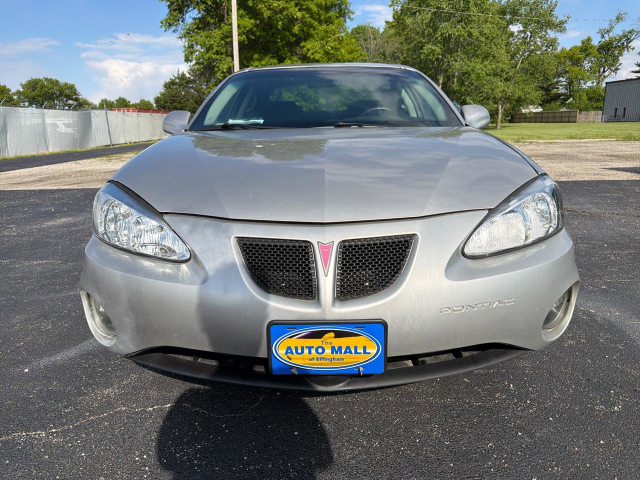 Used 2008 Pontiac Grand Prix FWD image 4