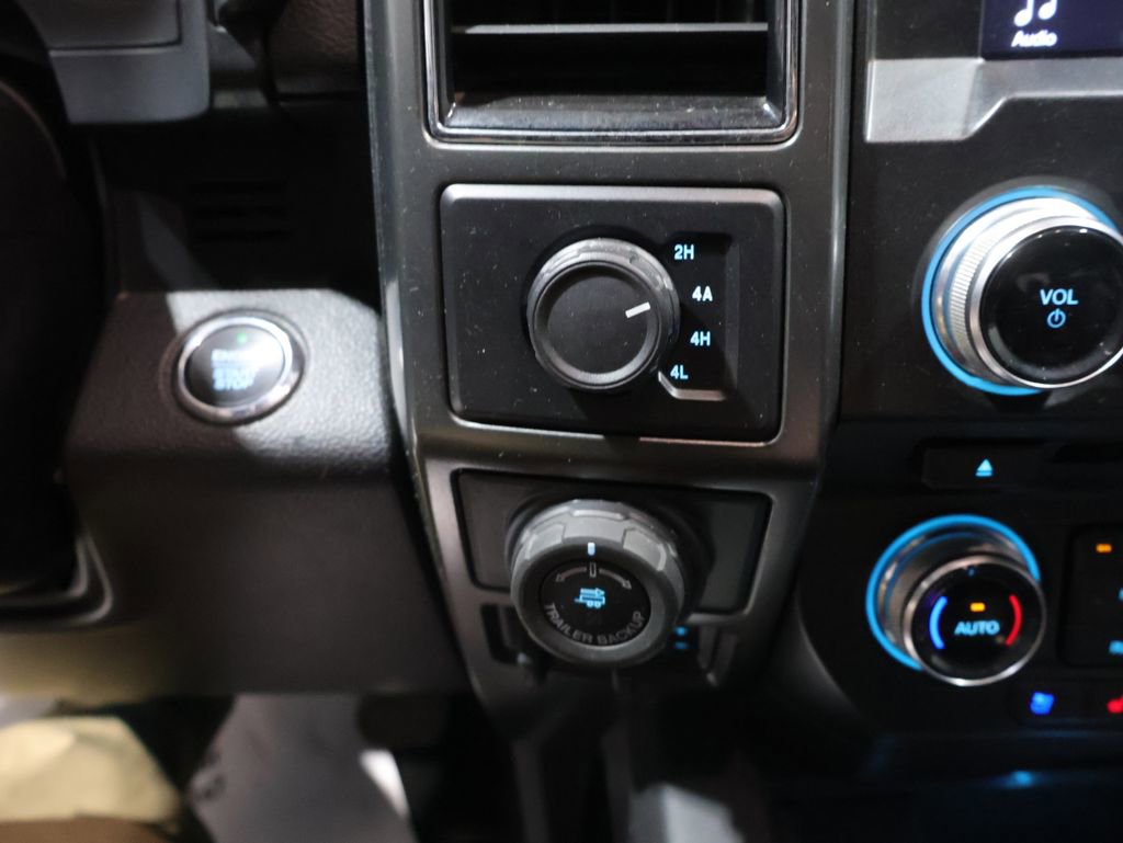 Used 2018 Ford F150 Lariat w/ Equipment Group 502A Luxury image 29