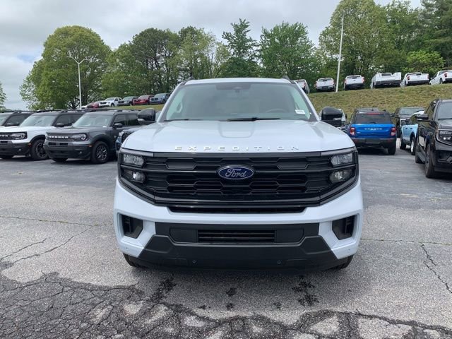 New 2025 Ford Expedition Active RWD image 3