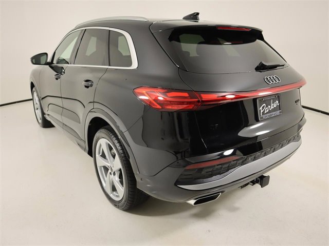 New 2025 Audi Q5 Prestige image 3