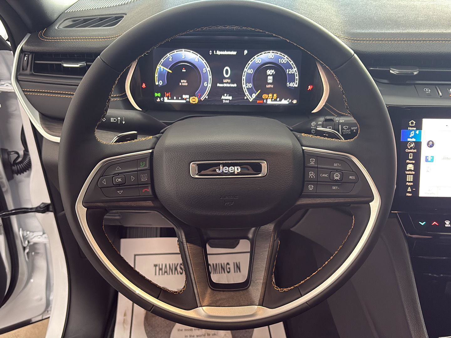 New 2026 Jeep Grand Cherokee Limited AWD/4WD image 7