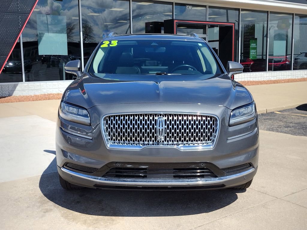 Used 2023 Lincoln Nautilus Reserve w/ Equipment Group 201A AWD/4WD image 2
