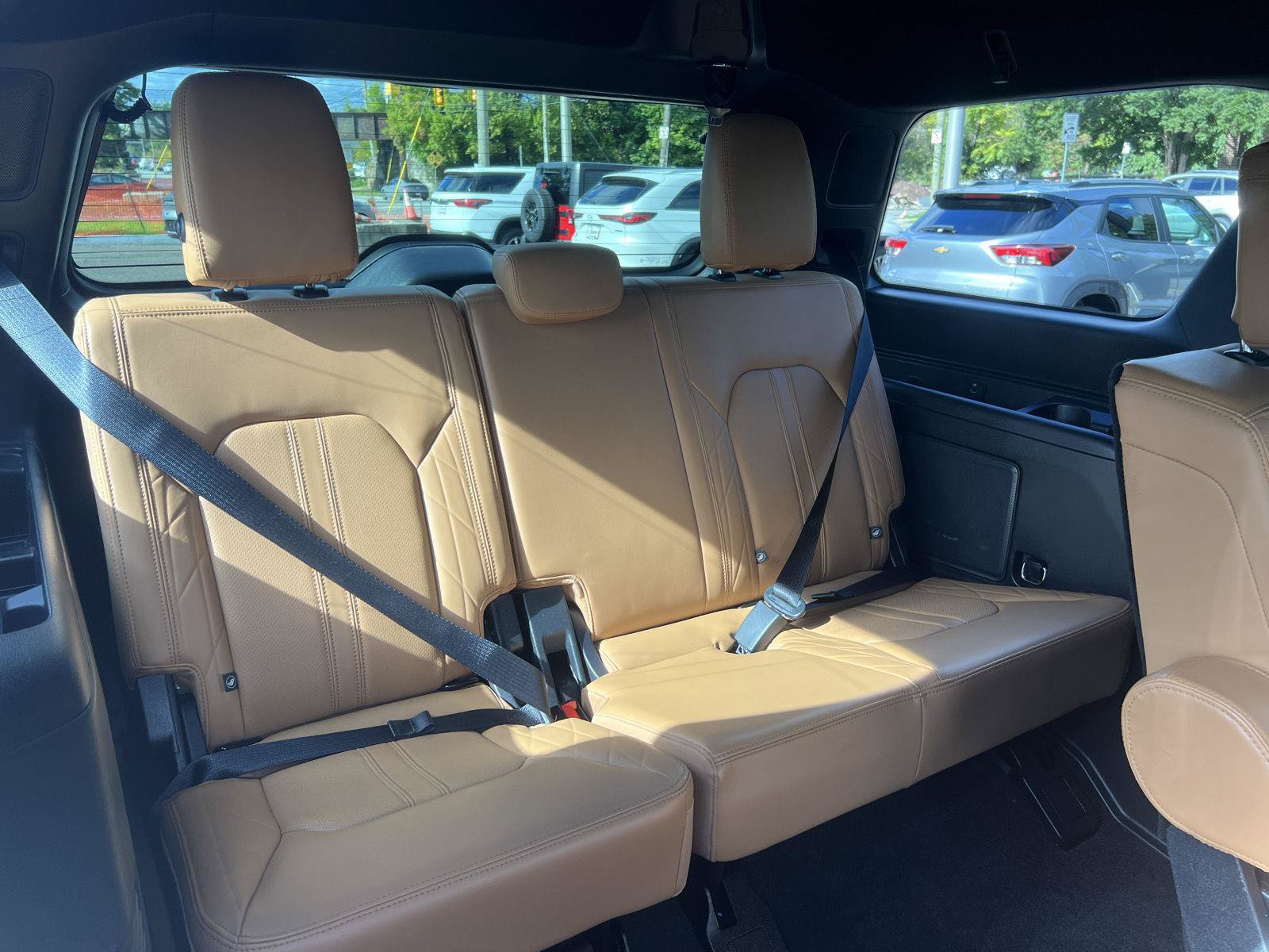 Used 2022 Ford Expedition Platinum AWD/4WD image 18