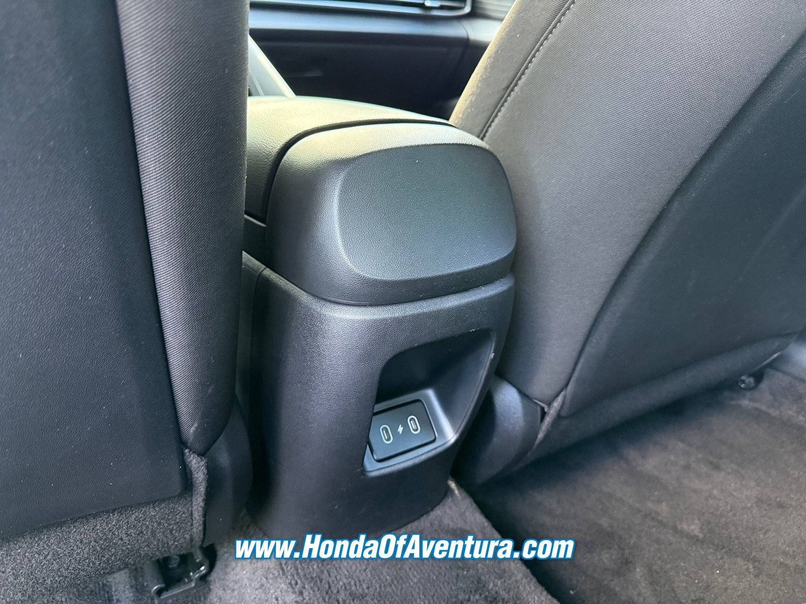 Used 2024 Hyundai Elantra SE FWD image 14