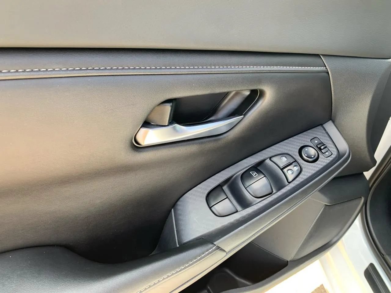 Used 2021 Nissan Sentra SV FWD image 17
