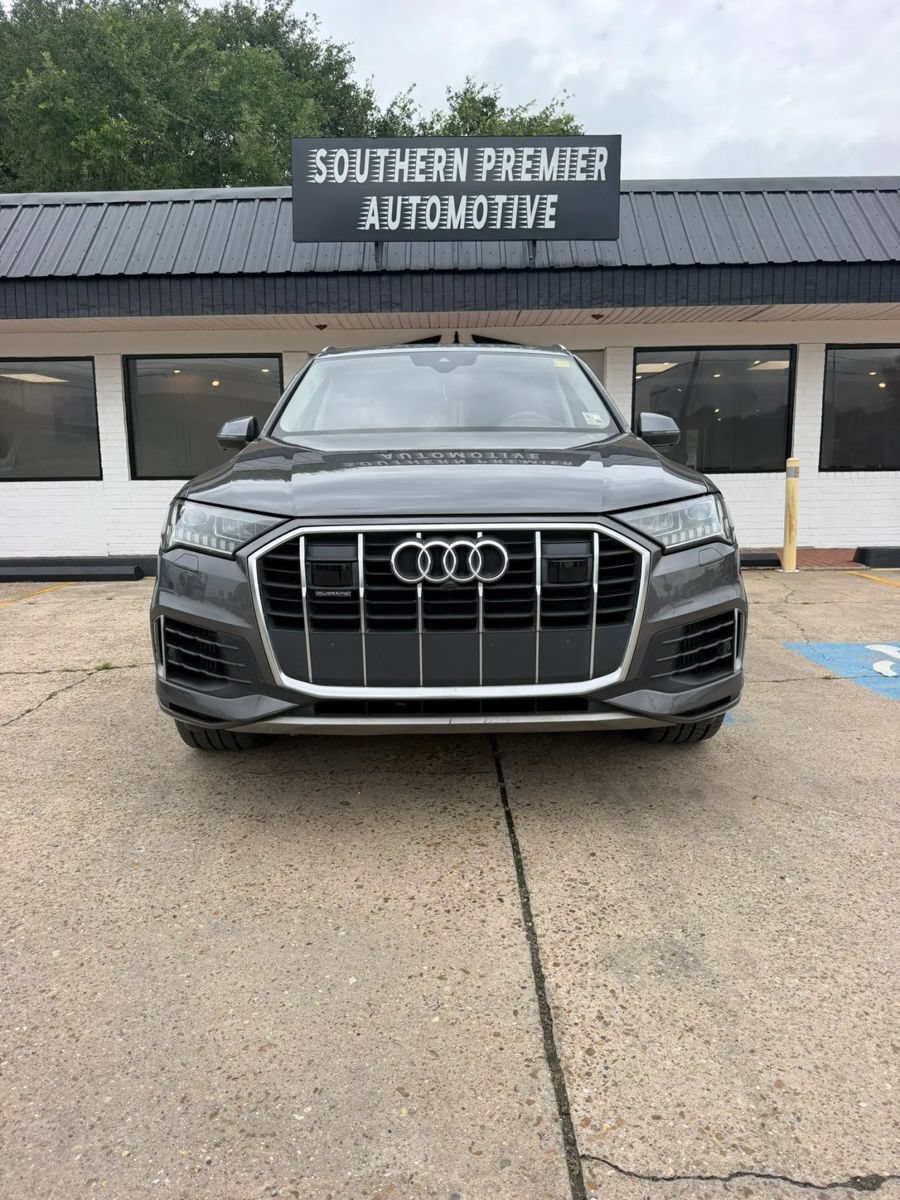 Used 2020 Audi Q7 3.0T Prestige w/ Prestige Package AWD/4WD image 2